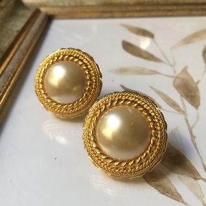 Vintage pearl earrings